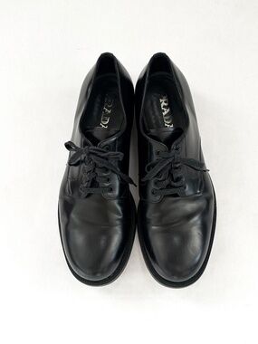 Prada mens black leather derby oxfords brogues laceup shoes 2EE212 42.5 US 9 9.5